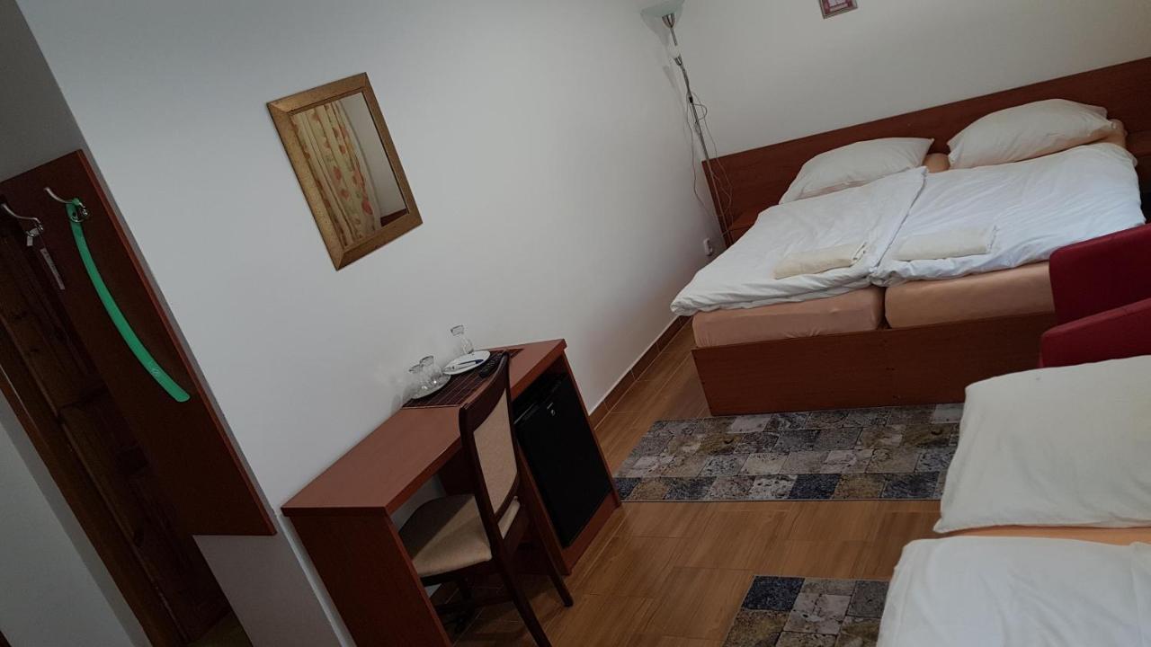 Penzion Pko Nitra Exteriör bild