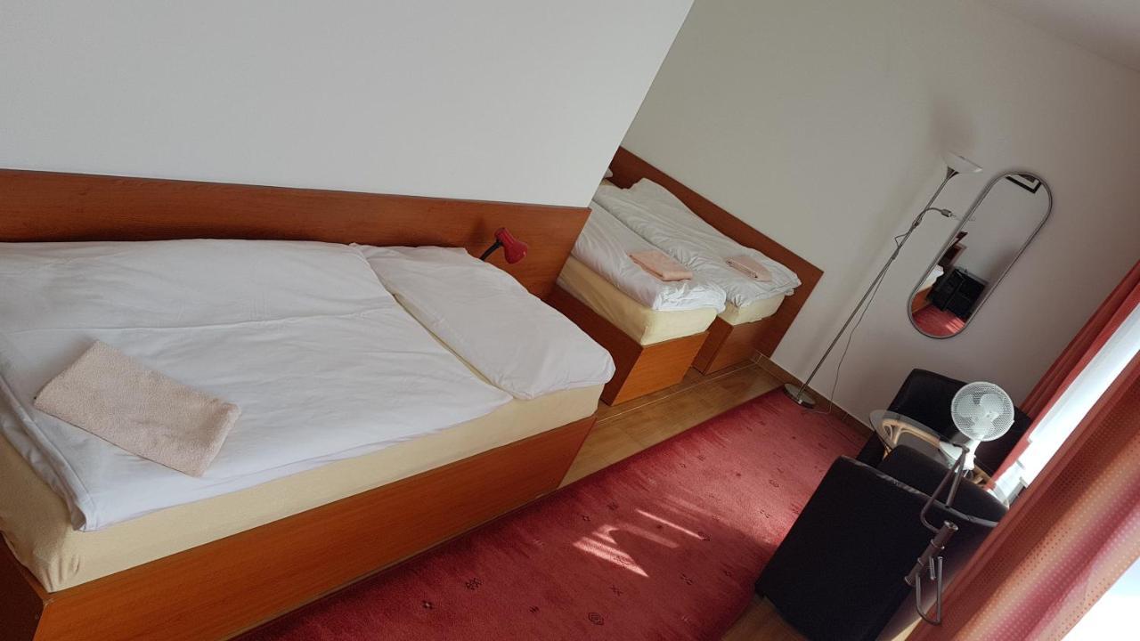 Penzion Pko Nitra Exteriör bild